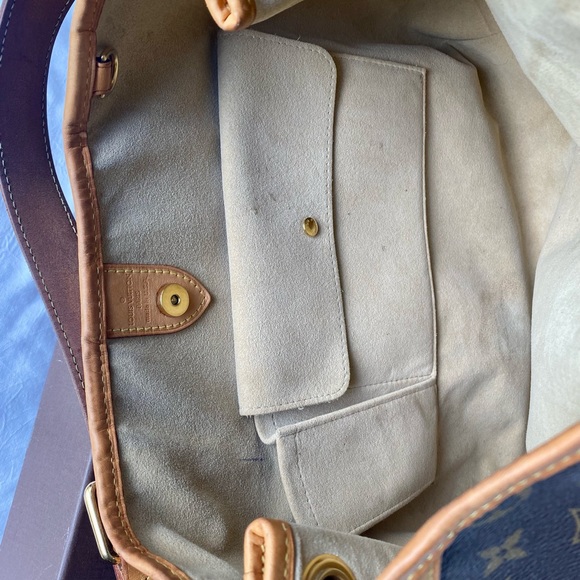 SOLD…. AUTHETIC Louis Vuitton Monogram Galliera PM - Picture 11 of 14